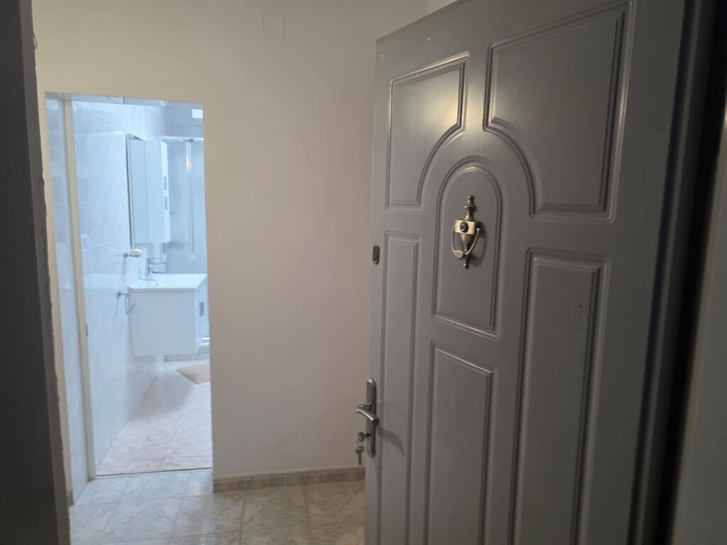 1+1, 2nd floor existing, mine peza, 650 thousand leke