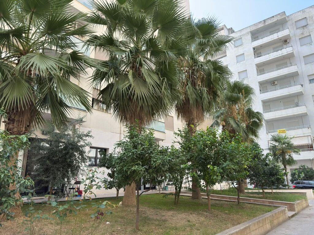 Long-term apartment rental – Lungomare, Vlorë