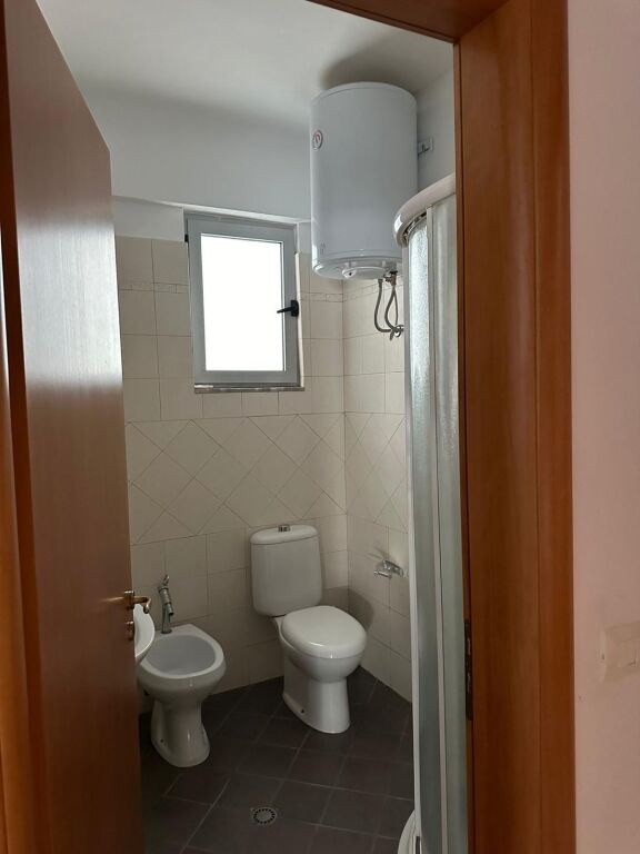Apartament 2+1+2 ne Shitje,Lungomare prane Hannover,Vlore