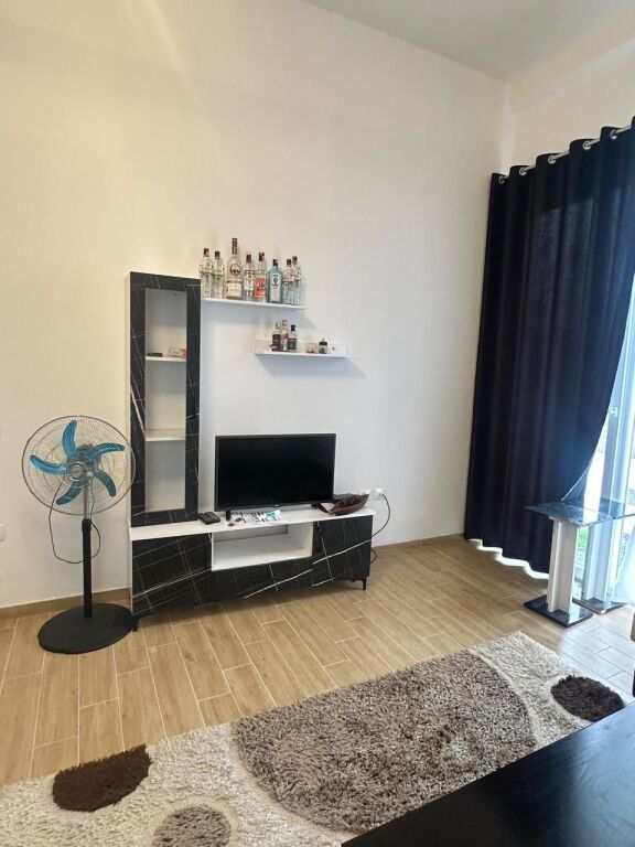In affitto 2+1 Astir Tudas 50,000 leke