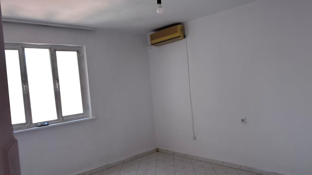SCUOLA DI BALLO, VENDIAMO APPARTAMENTO 2+1