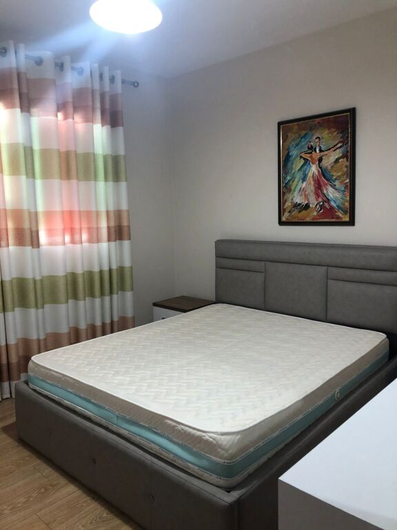 Apartment for rent Lake 650