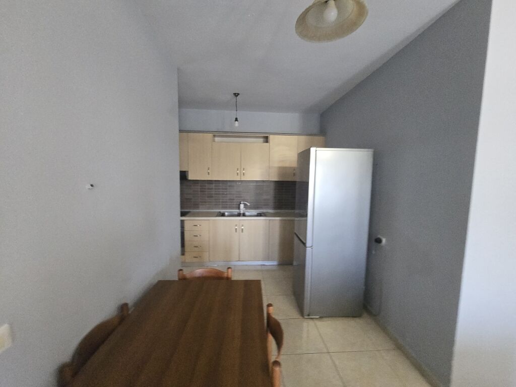 Apartament 2+1 Me Qira te Fusha e Aviacionit