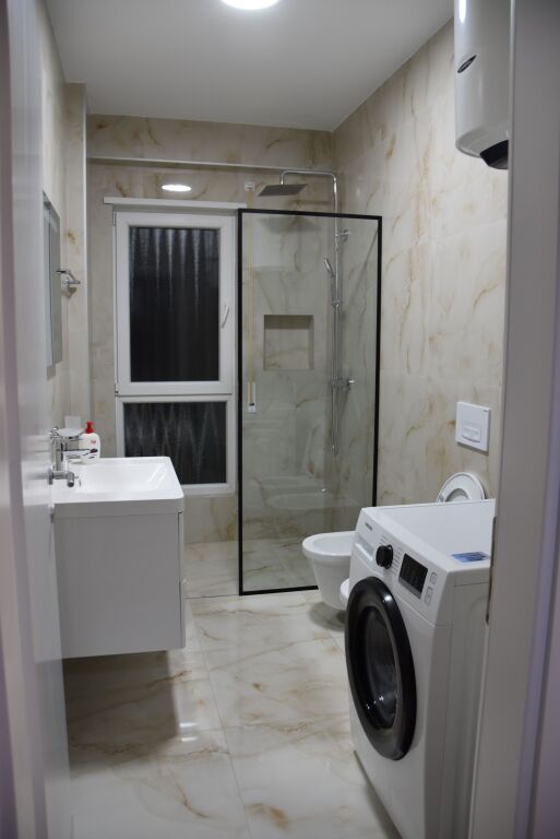 Tirane, 1+1 for sale 10th floor, 73 m² 152,000 € (5 Maji Street, DND Market building)