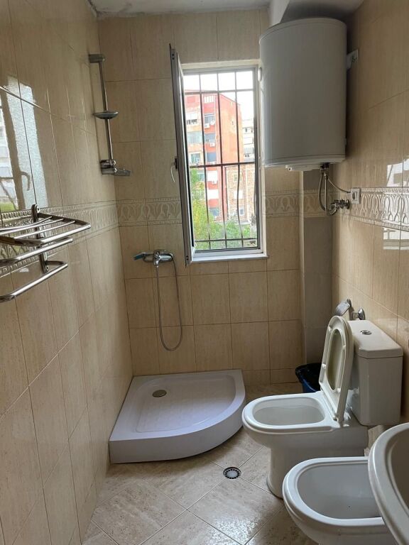 APARTAMENT ME QIRA 2+1 - SHKOLLA E BALETIT, PRANE RR. SE ELBASANIT  TIRANE