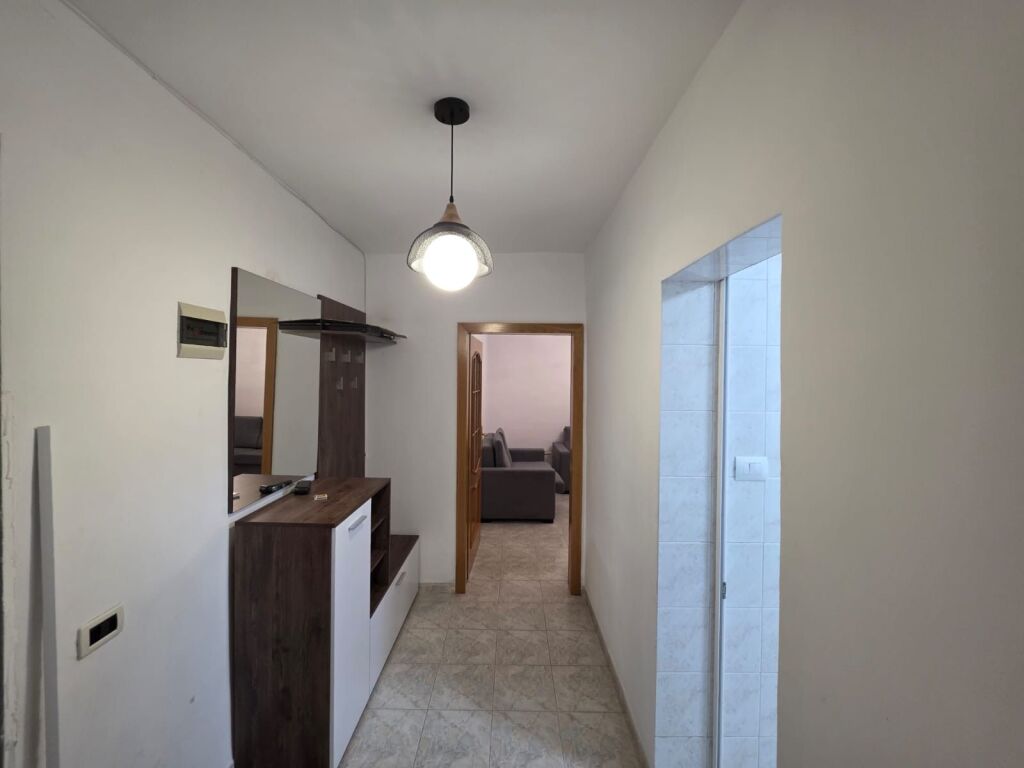 1+1, 2nd floor existing, mine peza, 650 thousand leke
