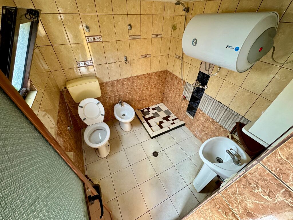 House for Rent (Babrru)