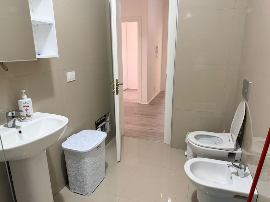 2+1, a urban gate astir, con parcheggio, 650 euro