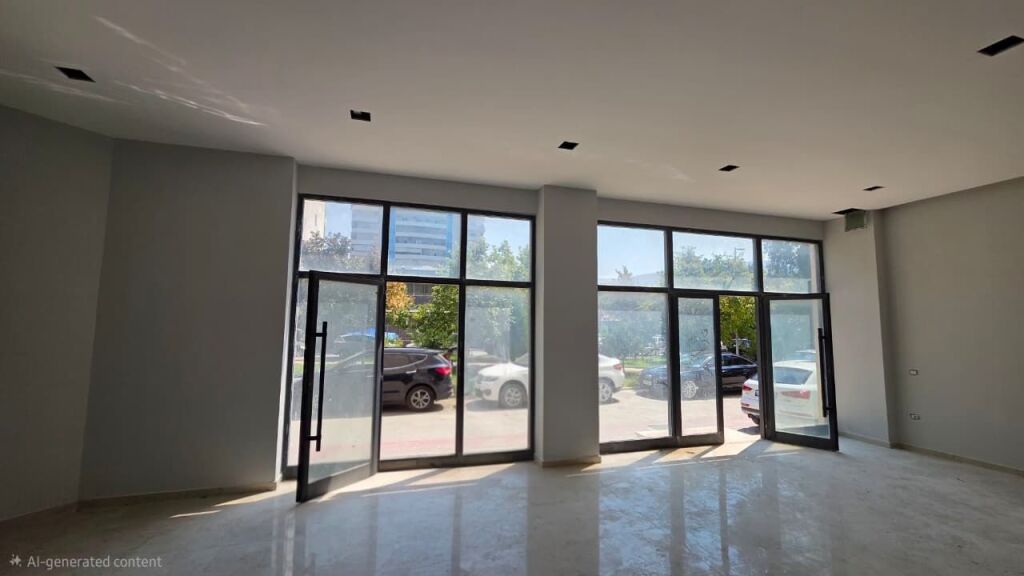 SHOP FOR RENT NEAR THE RED CROSS – VLORË 📍