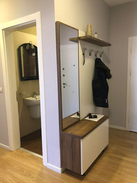 Apartment for rent Lake 650