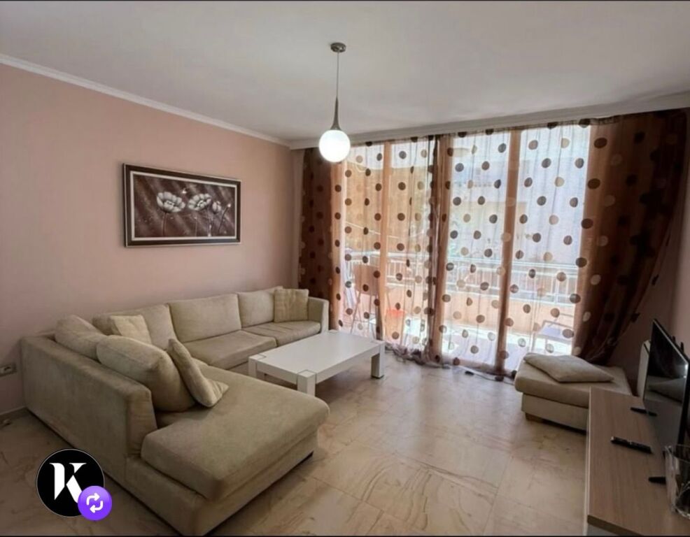 2+1, with parking, peti street dry lake, 800 euros negotiable
