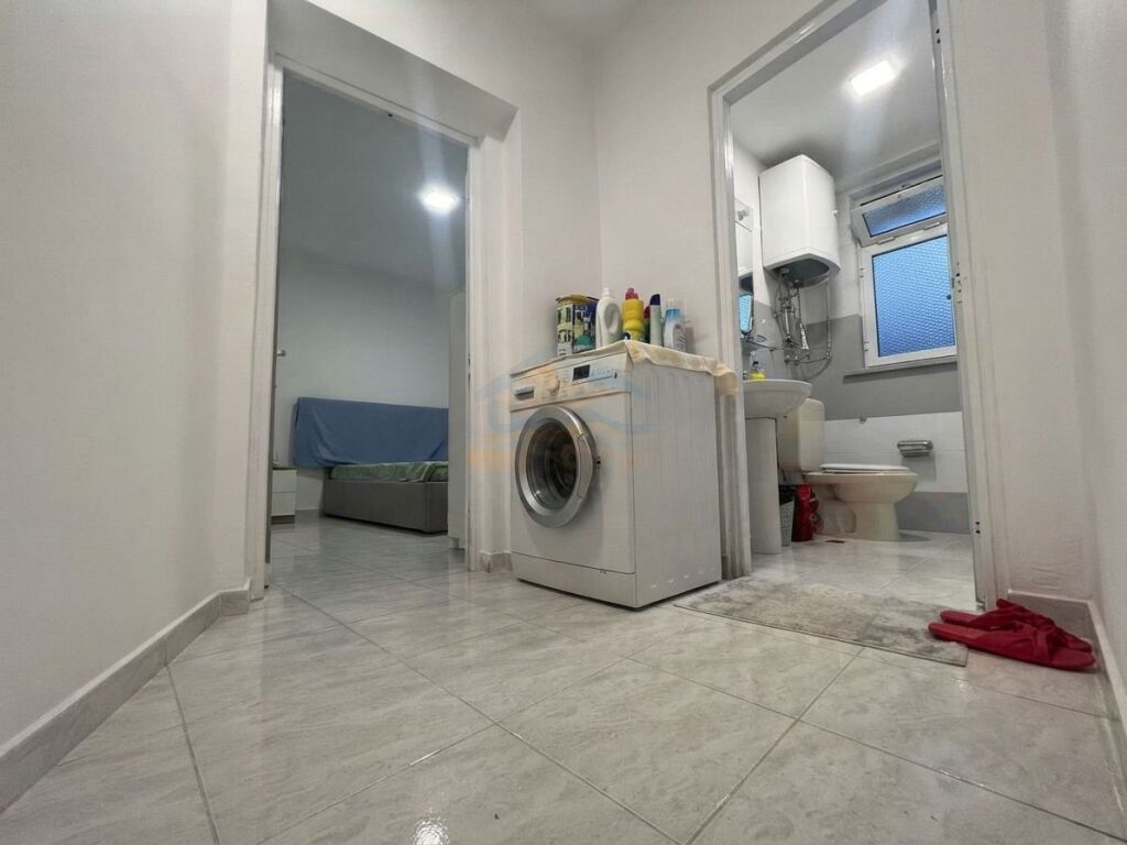 Shitet, Apartament 1+1, Pranë Shkollës "Sabaudin Gabrani", 21 Dhjetori