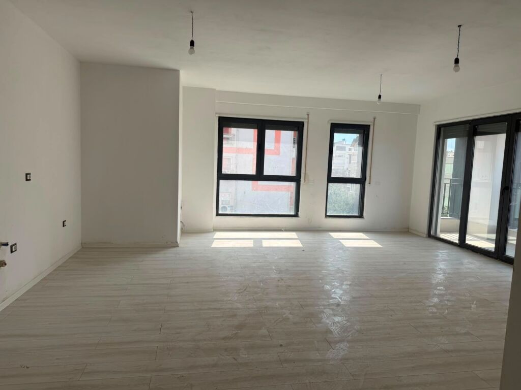 Apartment 2+1+2 for office rent is given at Kompleksi Ndregjoni, Jordan Misja Street, New Boulevard.