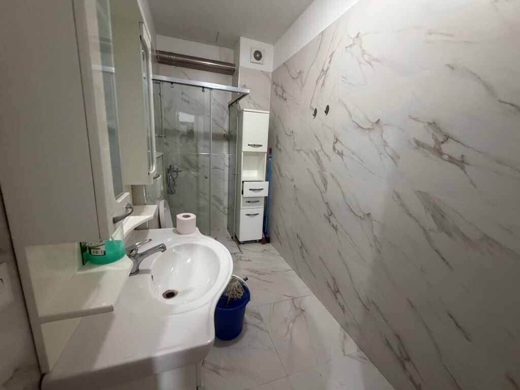 1+1, kat 6 pa ashensore, Vasil Shanto, 600 euro