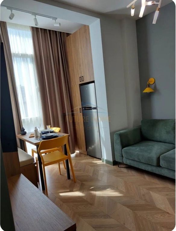 Qera, Apartament 1+1, Mozaiku i Tiranes, Tiranë