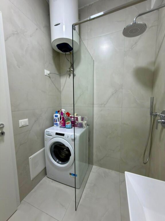 Jepet me qira 1+1+Bllk tek Rezidenca Oxa ,Fresk ,40.000Leke,kati  