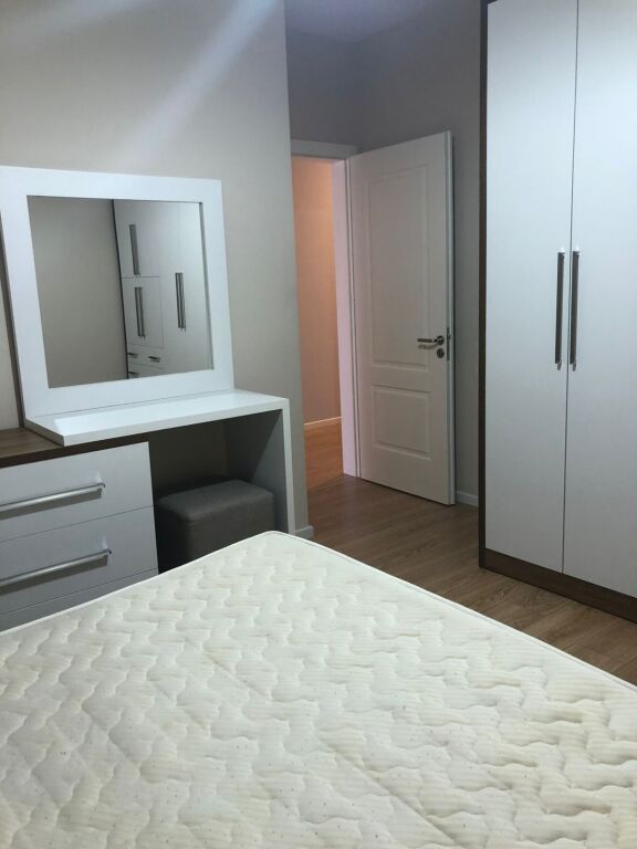 Apartment for rent Lake 650