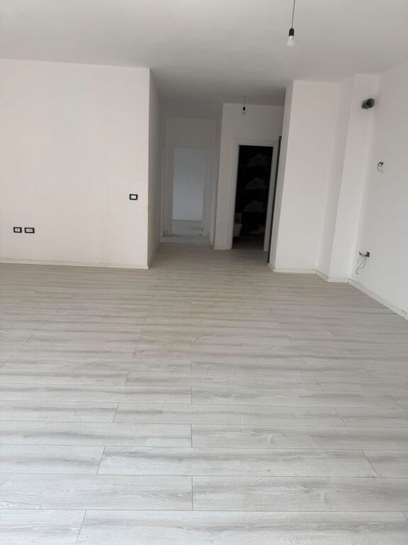 Apartment 2+1+2 for office rent is given at Kompleksi Ndregjoni, Jordan Misja Street, New Boulevard.