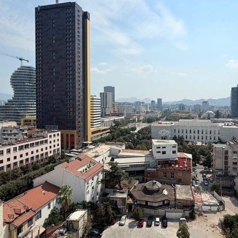 🏡 SHITET APARTAMENT 3+1 UNIK | QENDËR TIRANË