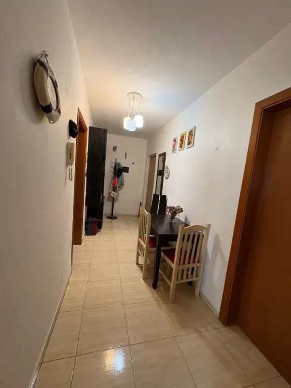 Affitto | Apartament 1 + 1 | afer qendres | 500 €/mese