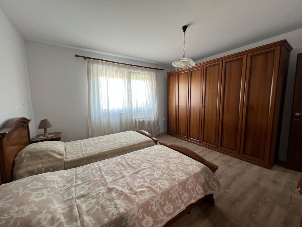 Appartamento 2+1+2+Posto Auto in affitto a Komuna e Parisit, vicino al Complesso Kika.