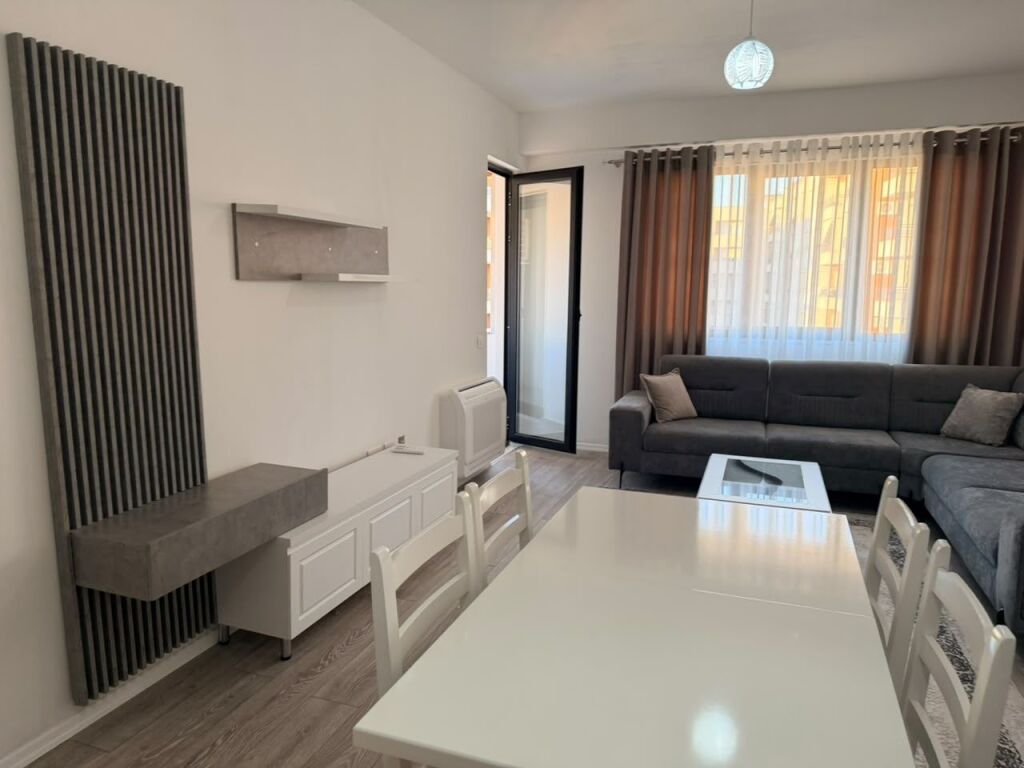 2+1, a urban gate astir, con parcheggio, 650 euro