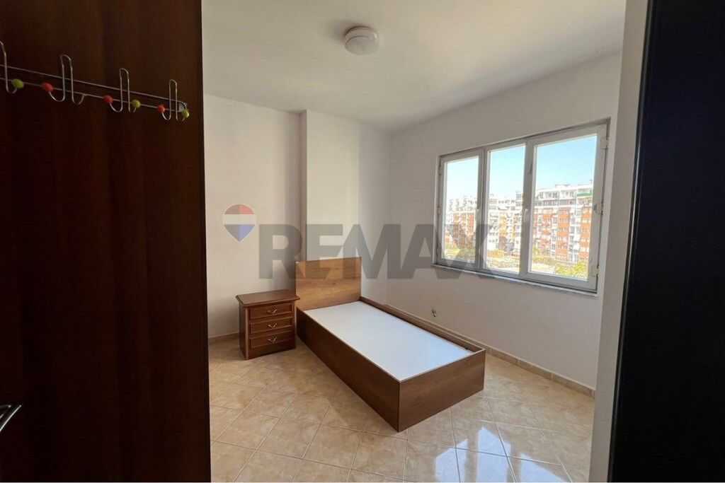JEPET APARTAMENT 2+1 NË YZBERISHT