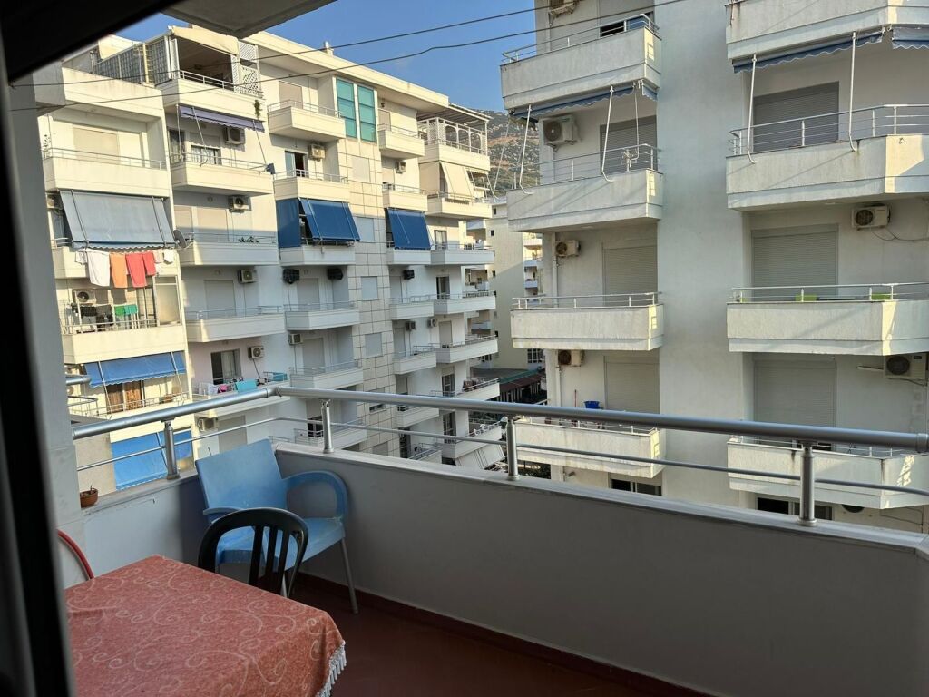 Apartament 2+1+2 ne Shitje,Lungomare prane Hannover,Vlore