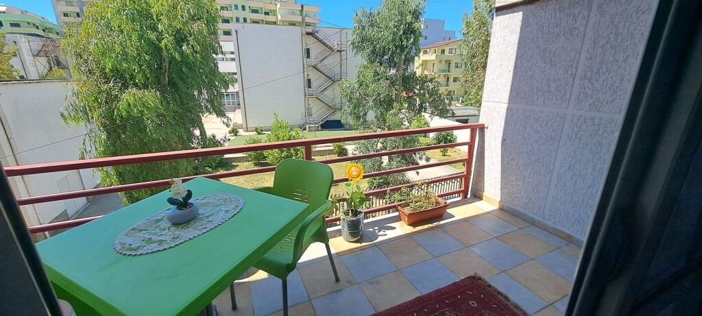 Apartment 200 m from the sea