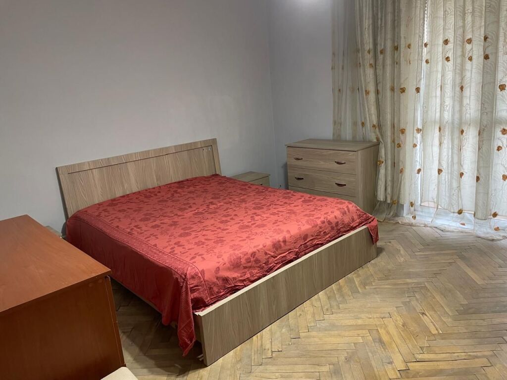 APARTAMENT ME QIRA 2+1 - SHKOLLA E BALETIT, PRANE RR. SE ELBASANIT  TIRANE