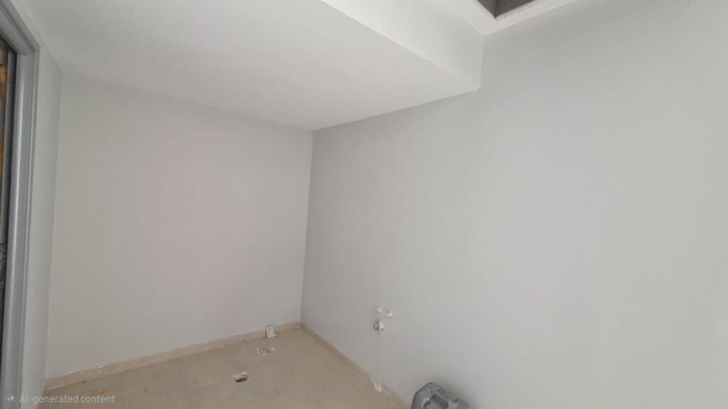 SHOP FOR RENT NEAR THE RED CROSS – VLORË 📍