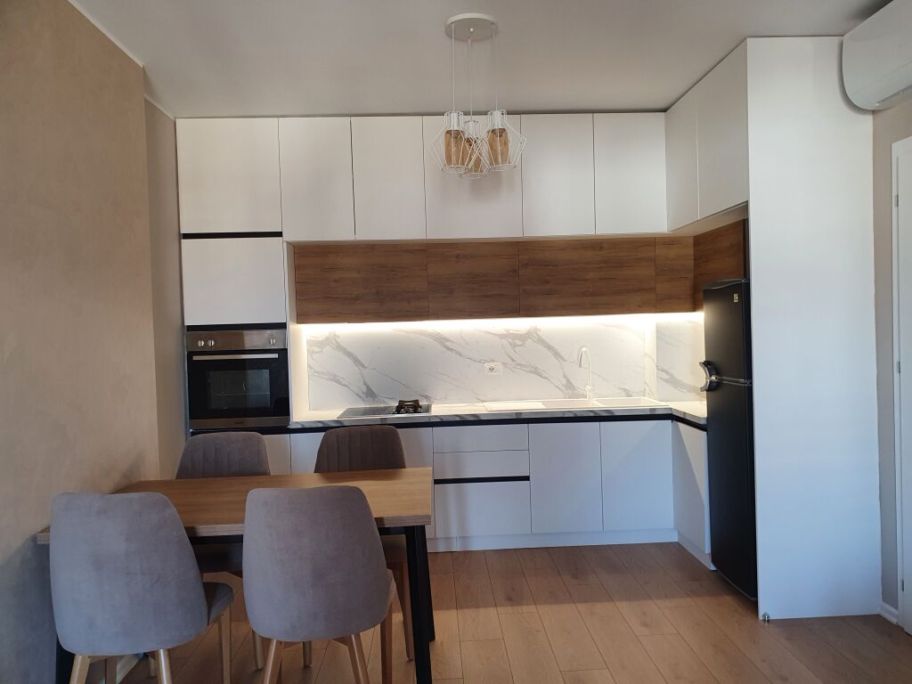 Tirane, 1+1 for sale 10th floor, 73 m² 152,000 € (5 Maji Street, DND Market building)