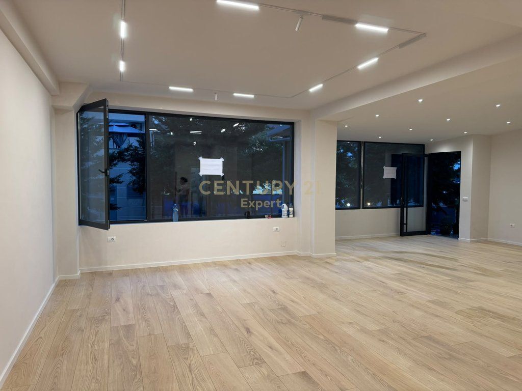 COMMERCIAL SPACE FOR RENT NEAR UET !! 890 € /Month 70,000 Lek /Month