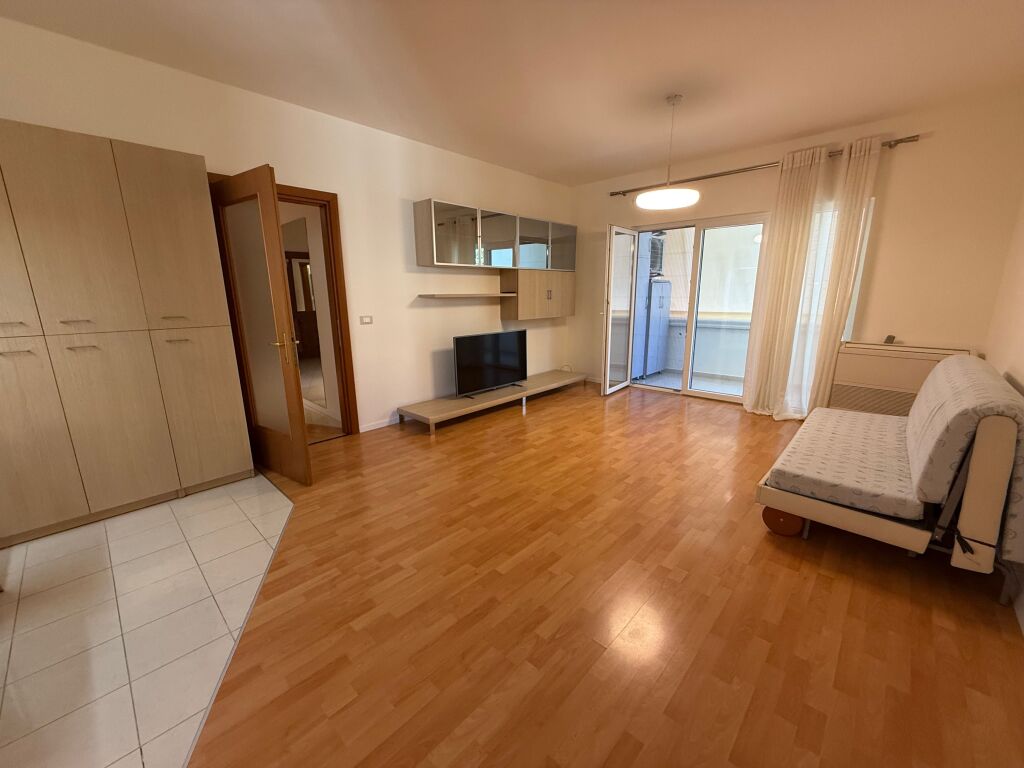 Apartment for rent near the High School 2+1