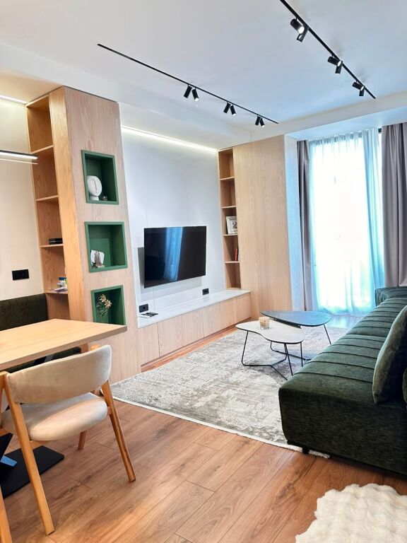 APARTAMENT LUKSOZ 1+1 ME QIRA TE REZIDENCA GOLDEN TOWER, MINE PEZA