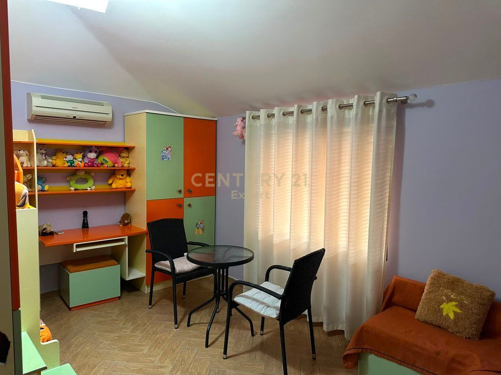 Apartament 2+1+3 | Ish-Fusha e Aviacionit 1,000 € /Muaj