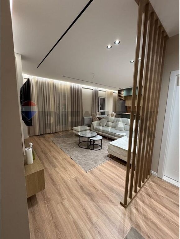 Apartament - Për Qira - Bulevardi i Ri, Tiranë(ID: 530411012-281)