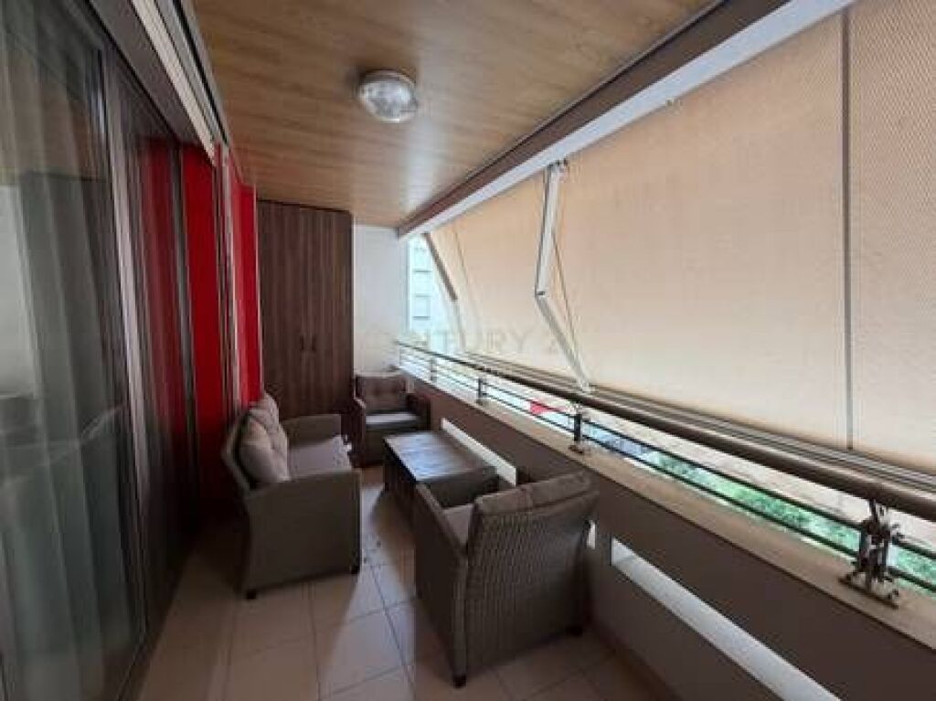 Apartament 3+1+2poste parkimi tek Nobis per Qira