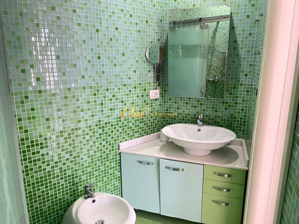 COMMUNE OF PARIS, APARTMENT FOR RENT 1+1