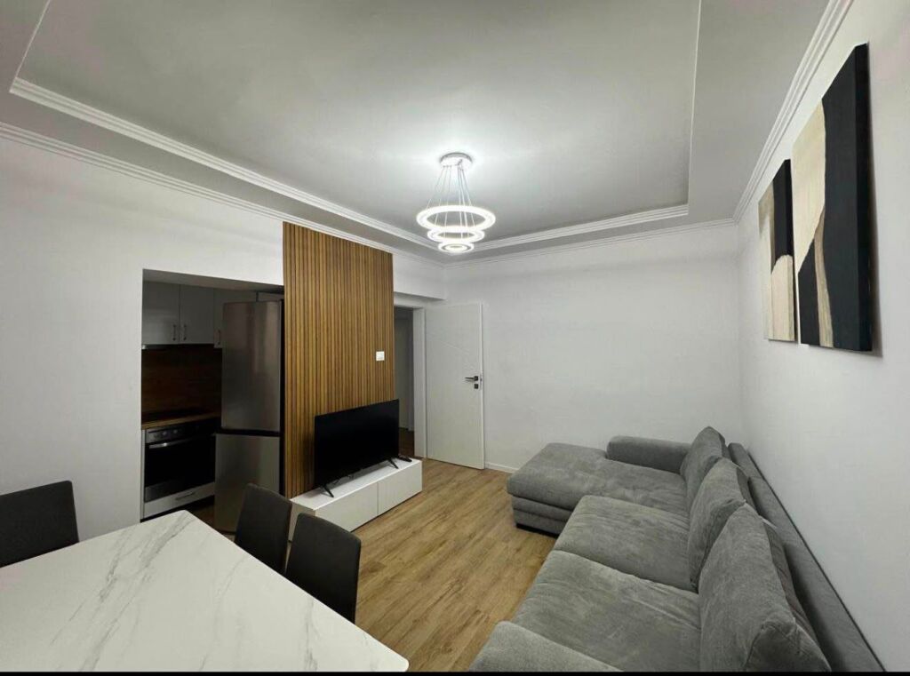 Affitto | Apartament 2 + 1 | 21 Dhjetori | 730 €/mese