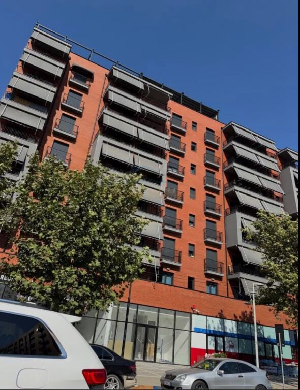 Apartament 2+1+2 Në Shitje Kamëz ID 5535