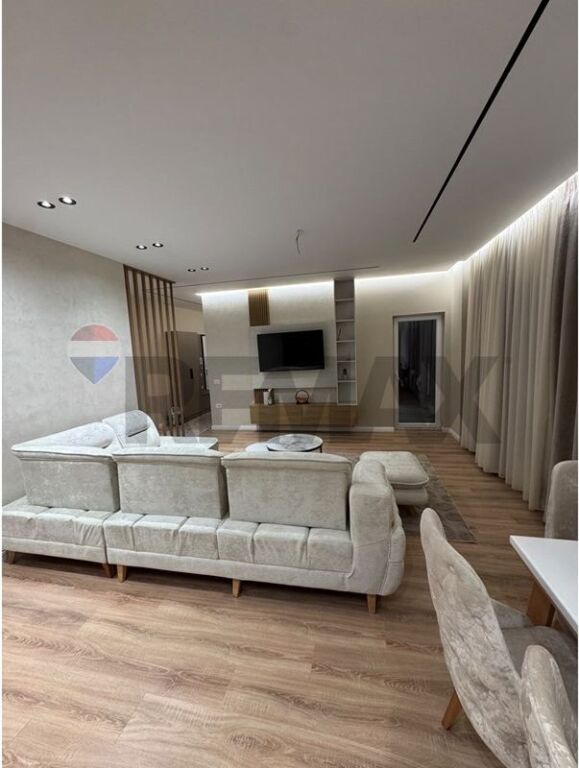 Apartament - Për Qira - Bulevardi i Ri, Tiranë(ID: 530411012-281)