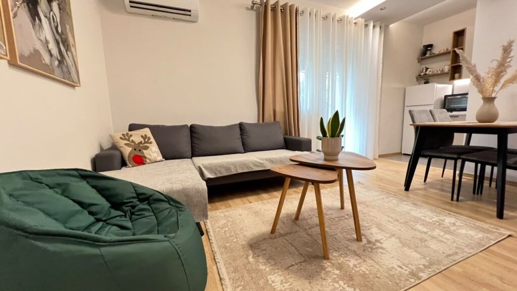 APPARTAMENTO 2+1 IN AFFITTO – PAZARI I RI, TIRANA