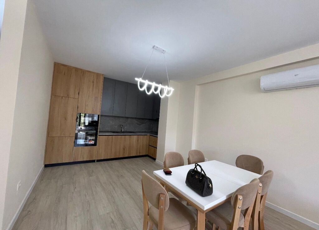 Appartamento in affitto 2+1+2+🅿️ Lago Secco 1200€