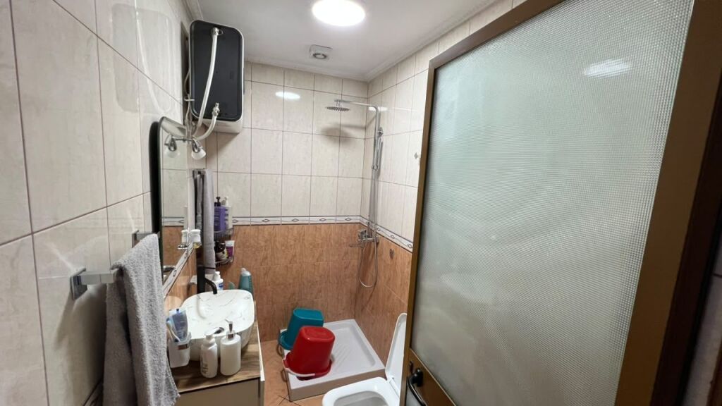 VENDESI APPARTAMENTO 2+1 A KINOSTUDIO