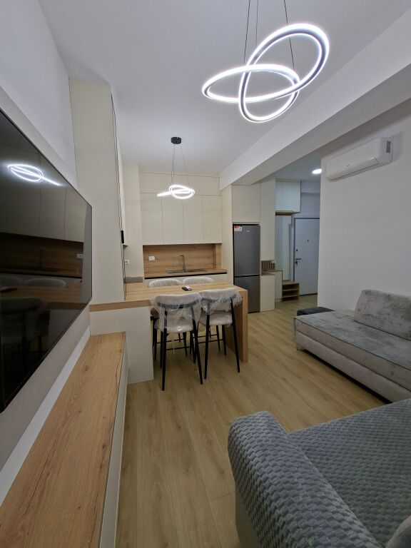 Appartamento 1+1 in affitto ad Ali Dem (Residenza Kadiu)