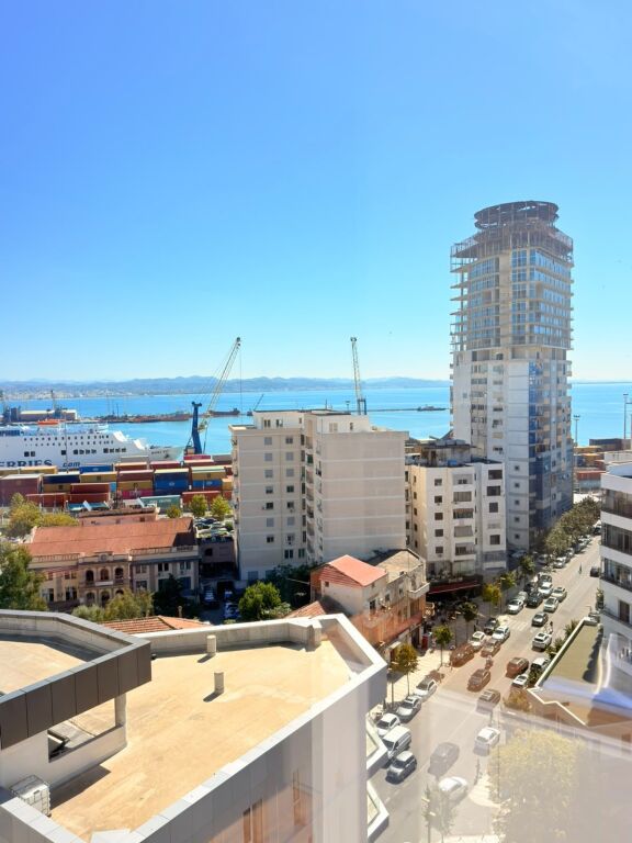 FOR RENT 1+1 APARTMENT NEAR THE MUNICIPALITY, DURRES