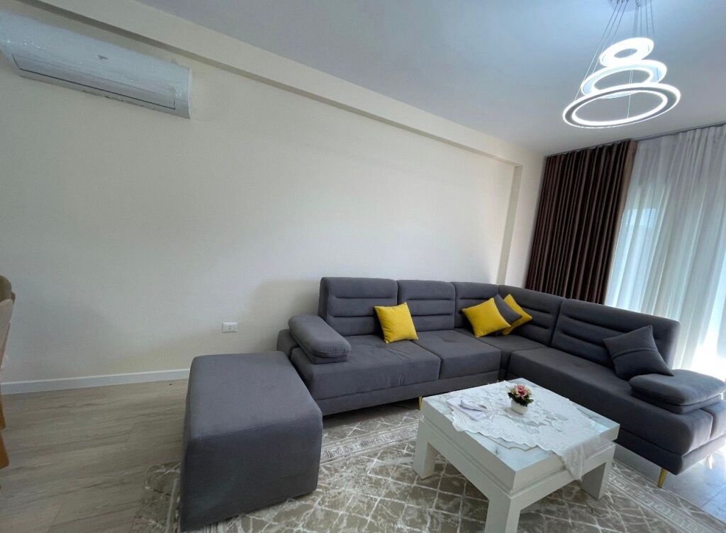 Appartamento in affitto 2+1+2+🅿️ Lago Secco 1200€