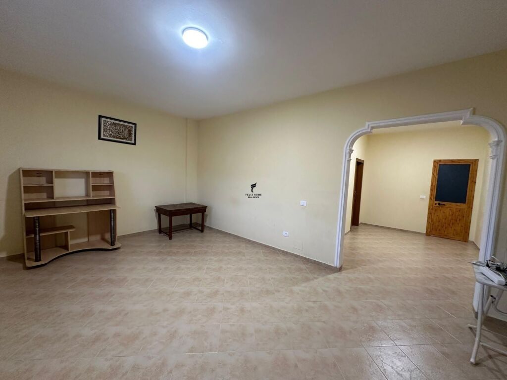 VILLA SU 3 PIANI IN AFFITTO TEG 250.000 LEKE FH-92661