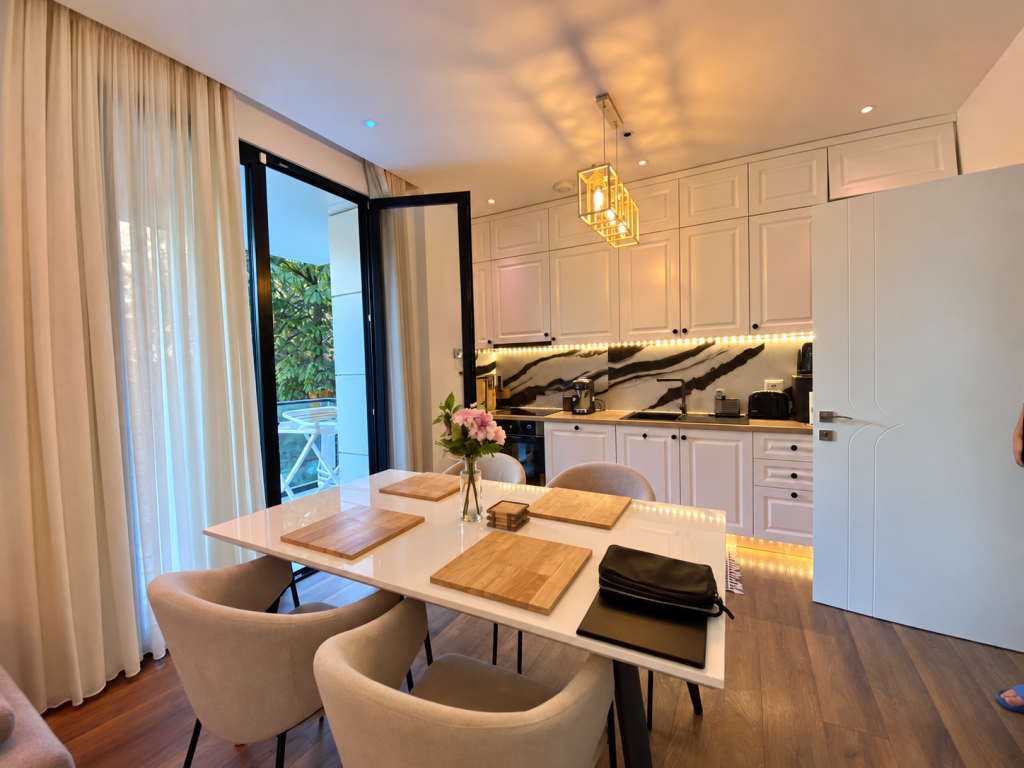 Rent,Apartment 2+1+2+Parking Space ,Embassy Block